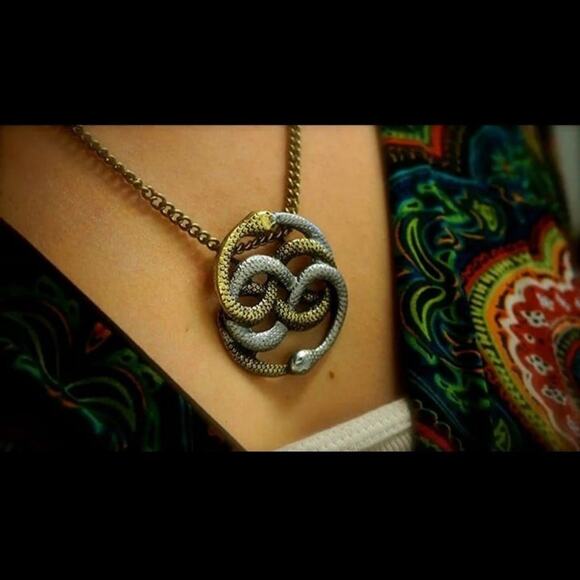 Auryn Never ending Story Snake Necklace Halloween Christmas Birthday Gift NEW